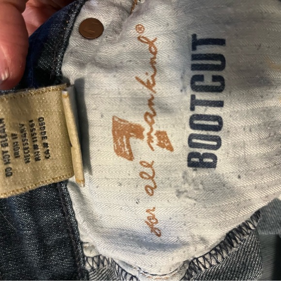 7 For All Mankind Bootcut Jeans Low Rise Size 29 Premium Stretch Denim - Picture 13 of 13